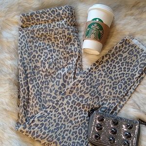 Super Skinny Jeans Art Class